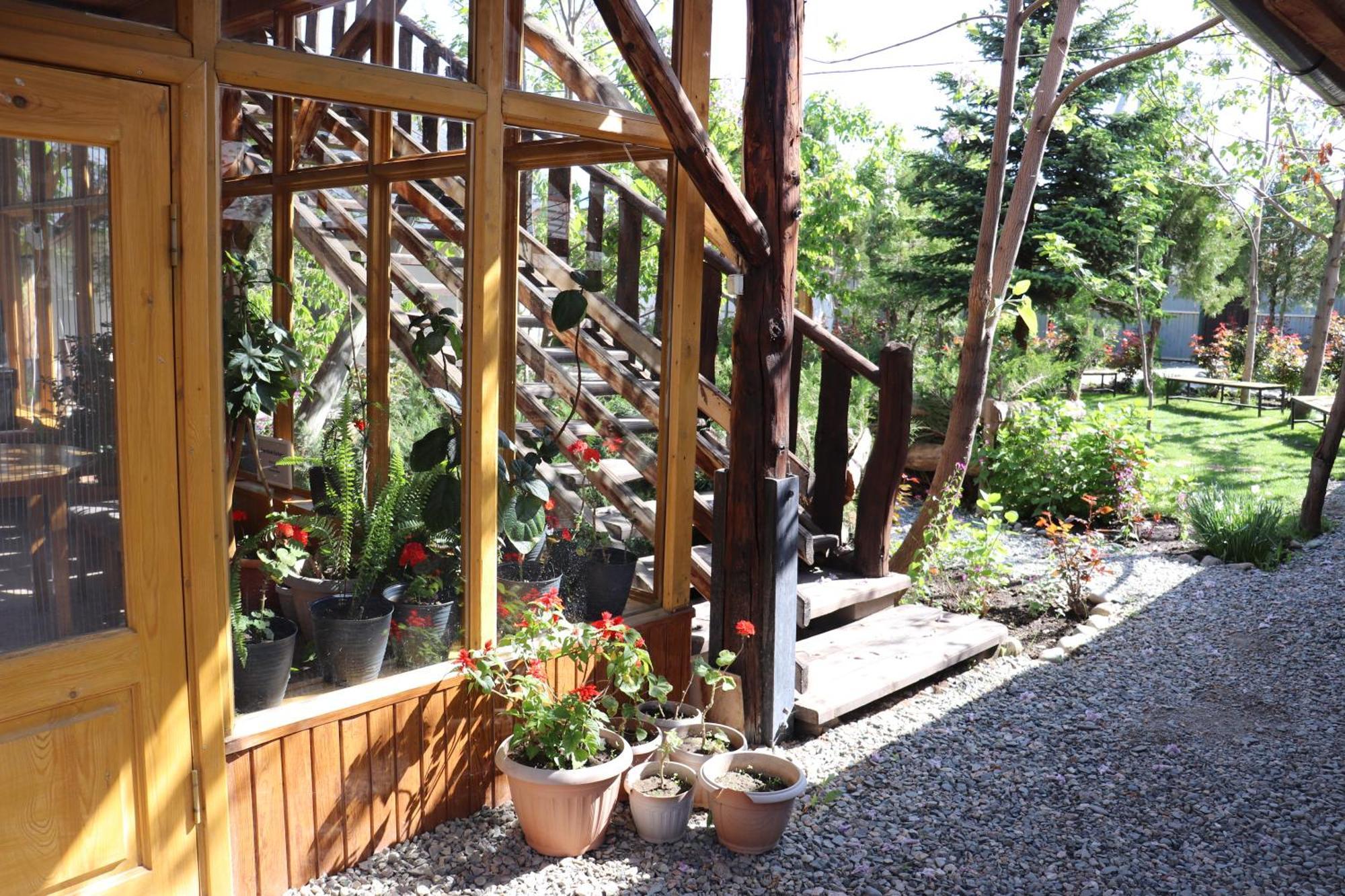 Happy Nomads Yurts & Hostel Karakol Exterior photo